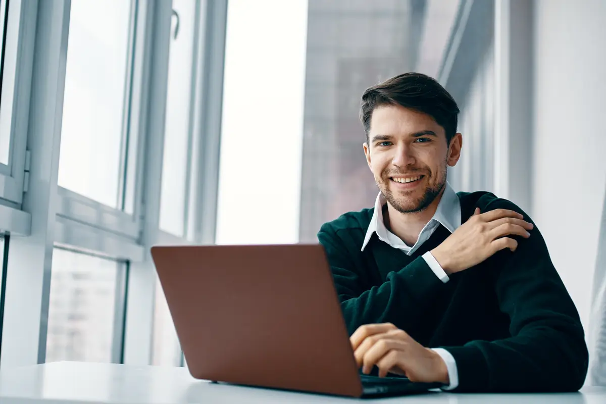 Aprire un negozio online conviene? 9 motivi per farlo nel 2026